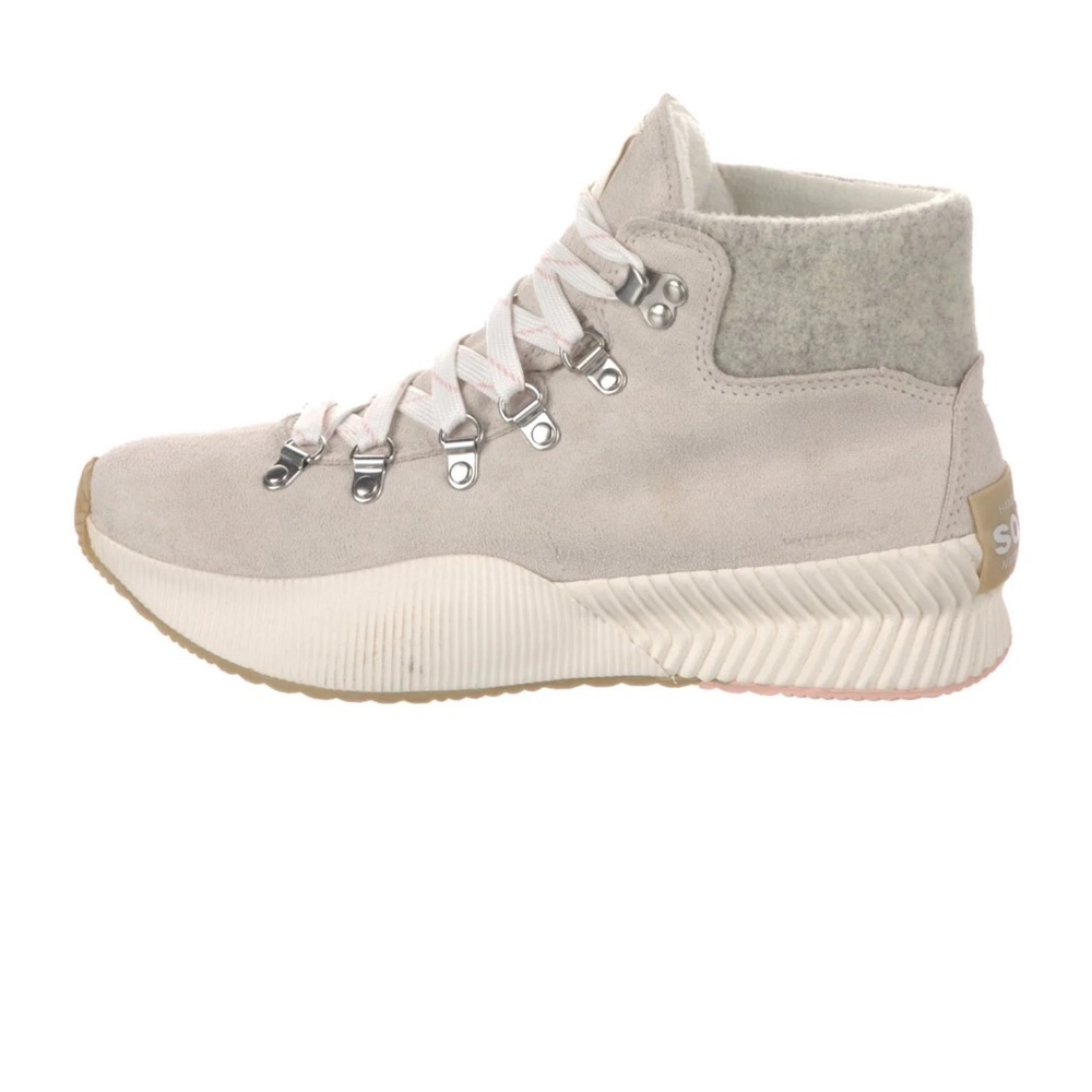 Sorel Women's Ankle Boots in Light Gray and Cream